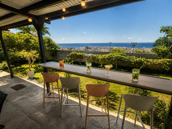 MAISON T4 - BELLEPIERRE A COTE DE LA MAIRIE ANNEXE - VUE MER