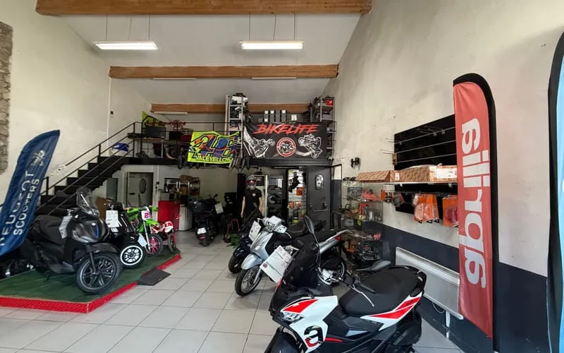 Photo 1