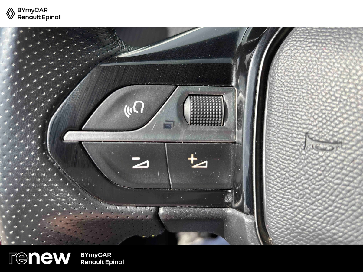 Peugeot 208 PureTech 100 S&amp;S BVM6 — photo 18