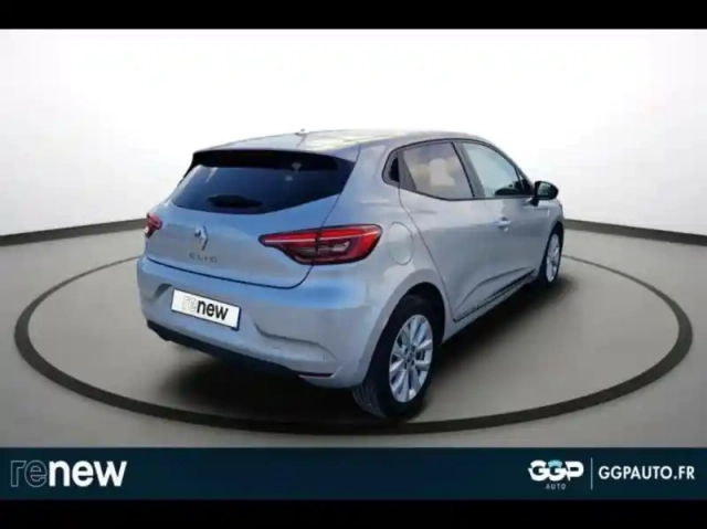 Renault Clio 1.0 tce 90ch evolution — photo 6