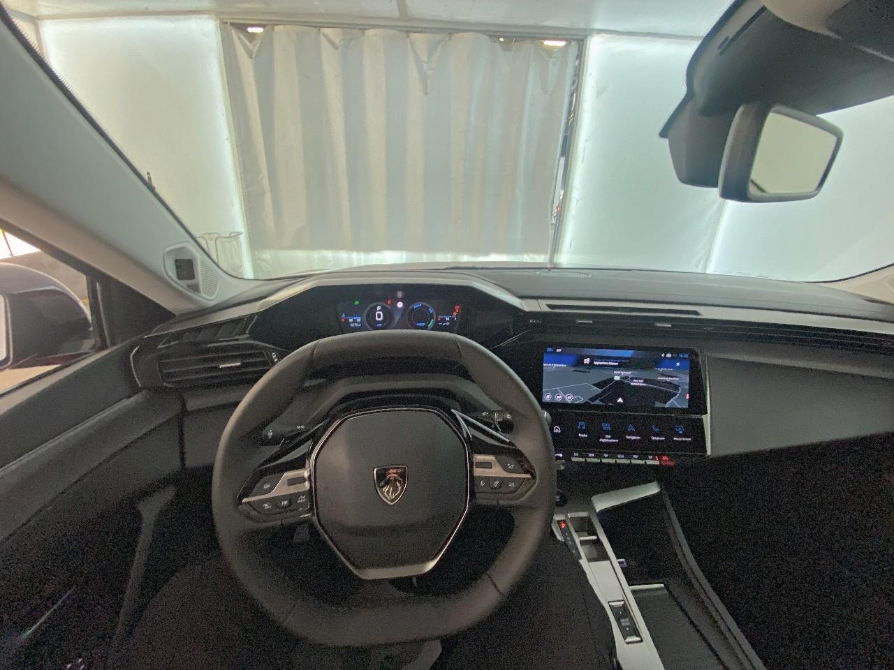 Peugeot 308 hybrid 145 e-dcs6 allure — photo 12