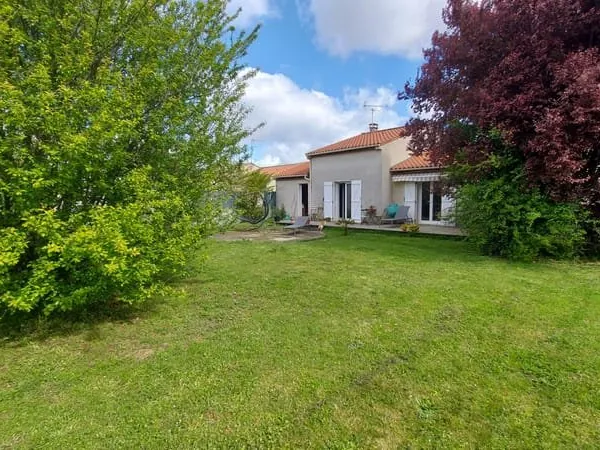 Beauzelle - Maison 4 pièces - 105 m² avec garage et terrain de 841m²