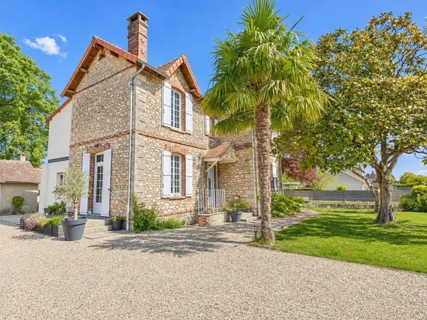Maison 8 pièces 155 m²