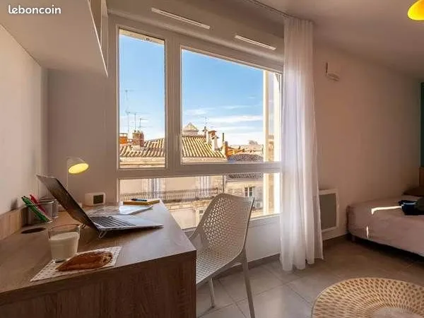 Studio 1 pièce 18 m²