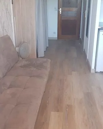 Studio meublé 17 m² avec terrasse - Résidence privée avec piscine - Vence Vosgelade