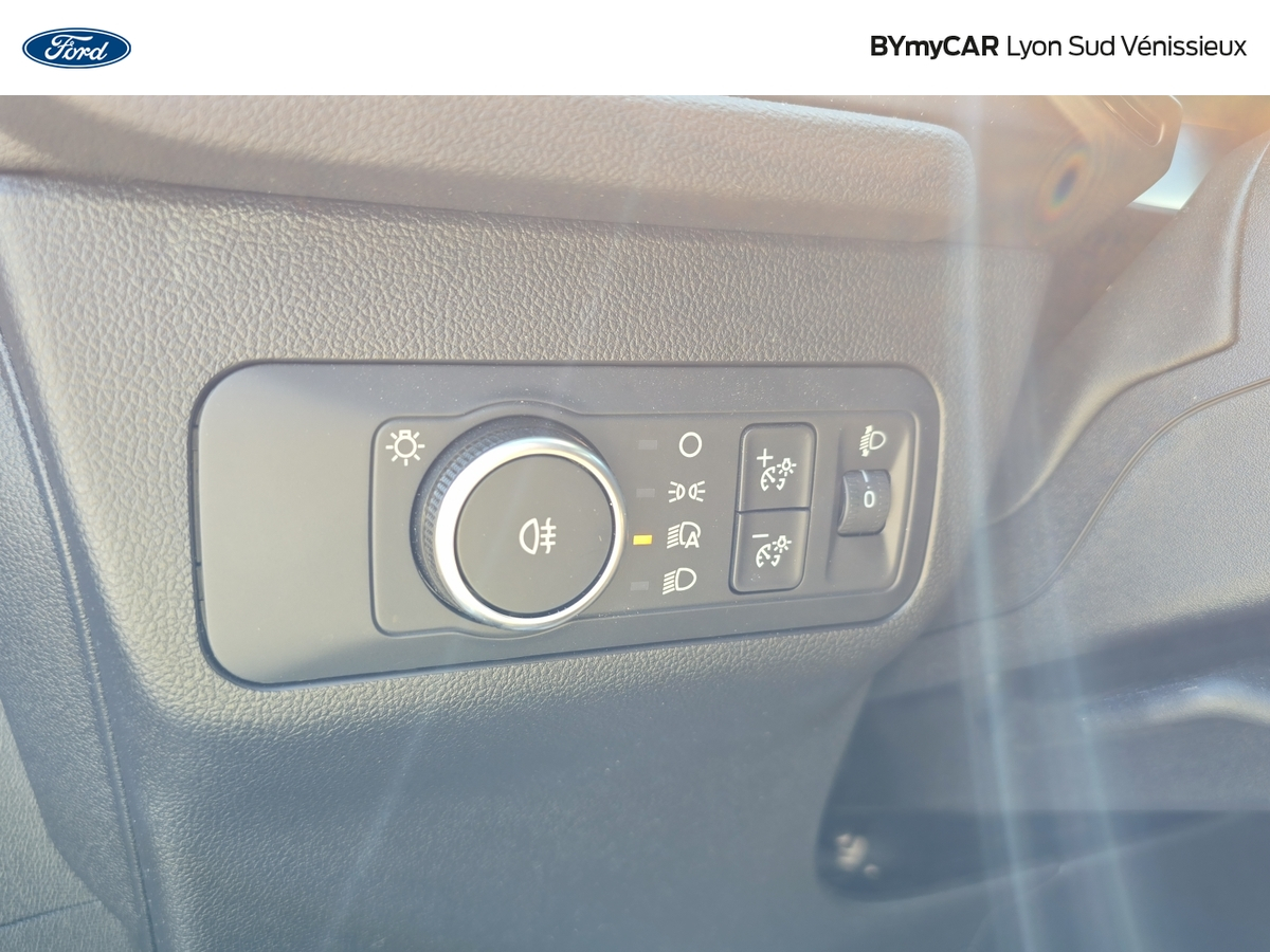 Ford Kuga 2.5 Duratec 180 ch FlexiFuel FHEV E85 Powershift — photo 19