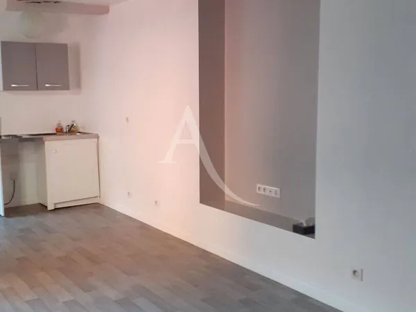 Studio 1 pièce 31 m²
