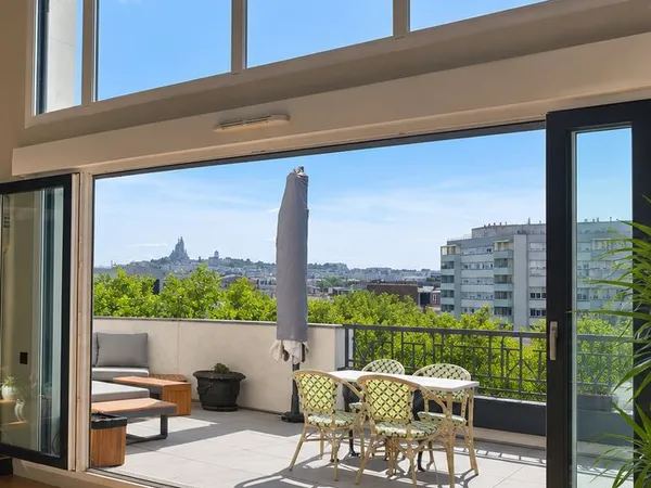 Penthouse d'exception 119 m² - vue sacre coeur - 46 m² d'extérieur - saint-ouen-sur-seine