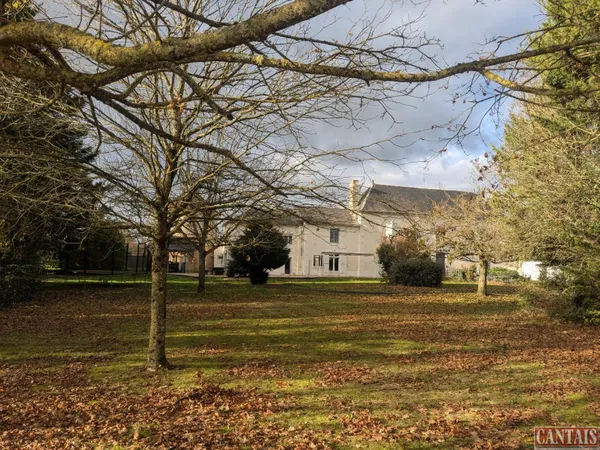 Hôtellerie et restauration Vente Poitiers   750000€