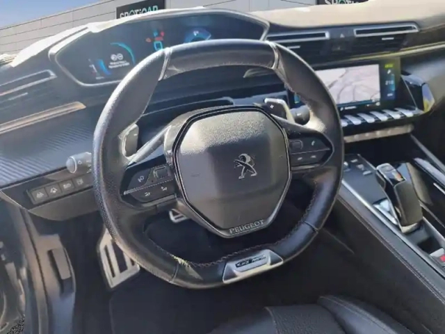 Peugeot 508 hybrid 225 e-eat8 gt — photo 12