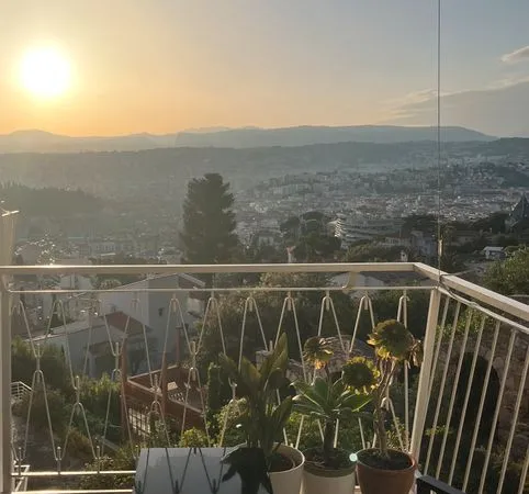 2P Mont-Boron - Vue exceptionnelle de Nice - Parking facile (idéal véhiculé)