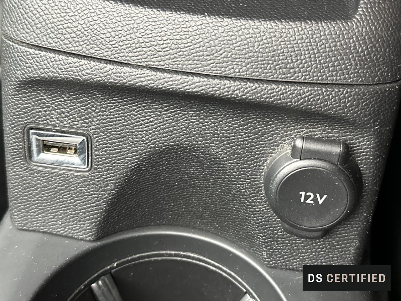 Ds Ds 3 crossback puretech 130 eat8 louvre — photo 35