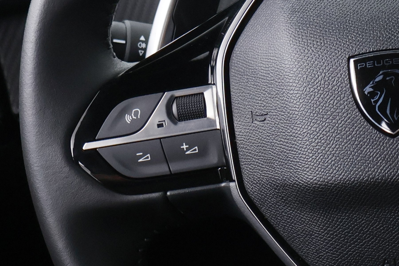 Peugeot 2008 — photo 20