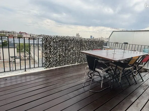 Appartement Paris 20 porte de Vincennes dernier étage sans vis avis terrasse 20 m2 sud