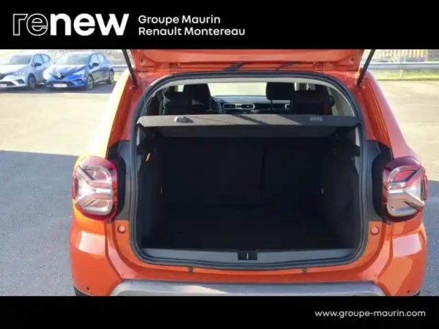 Dacia Duster 1.3 tce 130ch fap  journey 4x2 — photo 12