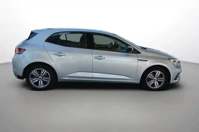 Renault Megane blue dci 115 edc evolution 5p — photo 39