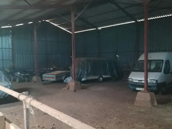 Loue emplacement caravane, camping car et fourgon aménagé