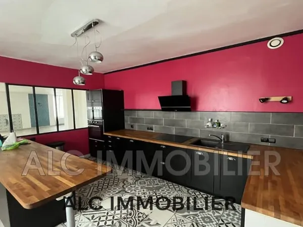 Maison 7 pièces 184 m²