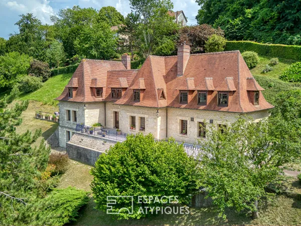 Manoir en pierre avec vue exceptionnelle sur les méandres de la Seine