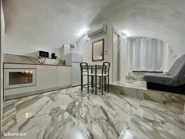 Deux pièces rénovée vieux menton,