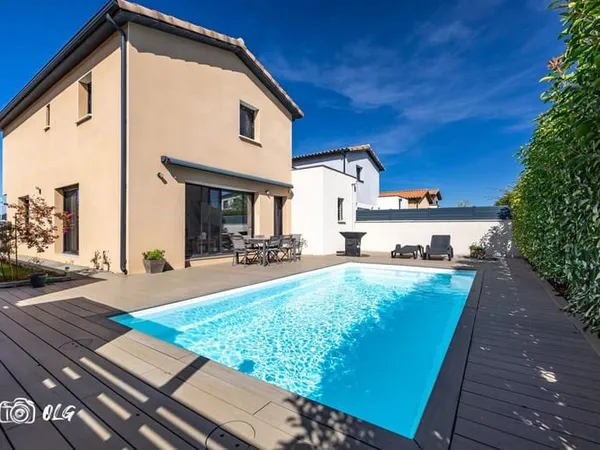 Villa 104m2 avec piscine à Lansargues