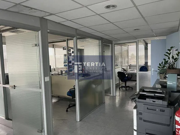 Bureaux 140 m²