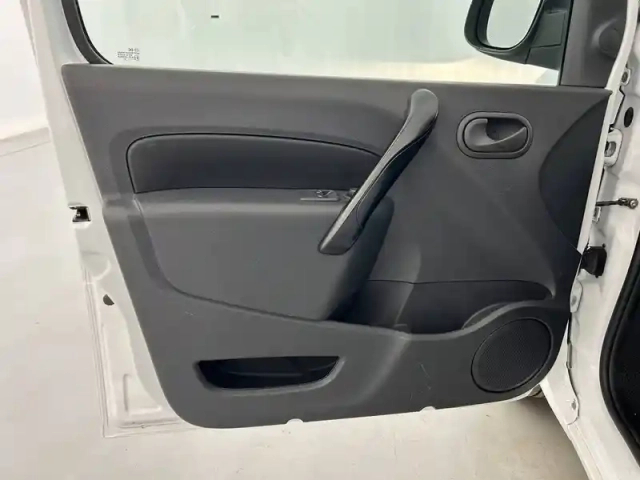 Renault Kangoo express blue dci 80 — photo 20