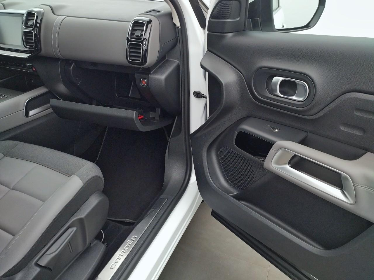 Citroën C5 Aircross hybride rechargeable 225 e-eat8 shine pack — photo 26