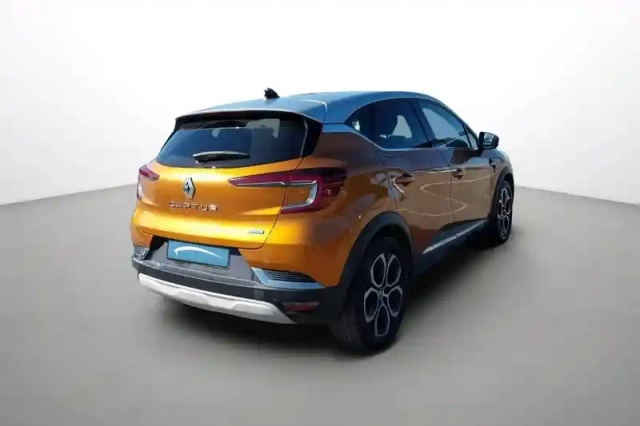 Renault Captur e-tech 145 - 21 — photo 5