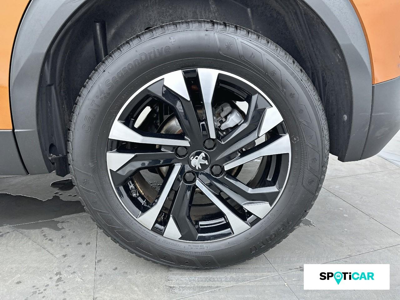 Peugeot 2008 1.2 puretech 130ch s&s gt — photo 11