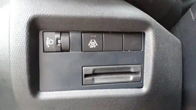 Citroën C5 Aircross puretech 130 s&amp;s eat8 — photo 16