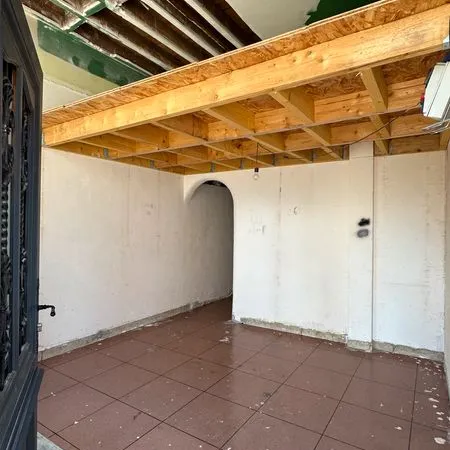 Local de stockage à louer - Lille Fives - 15m² + mezzanine