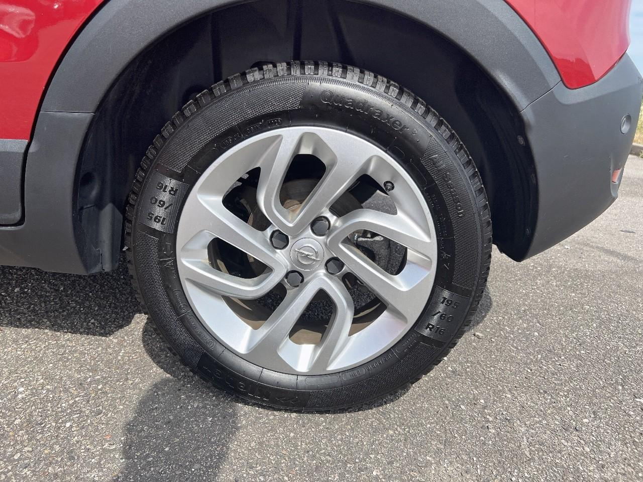 Opel Crossland x 1.2 turbo 110 ch edition — photo 11
