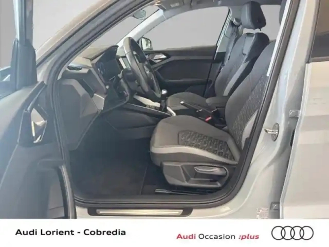 Audi A1 sportback 30 tfsi 110ch advanced 2 — photo 7