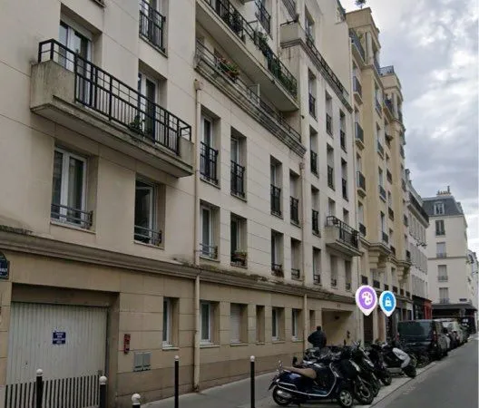 Place de parking dans résidence sécurisée