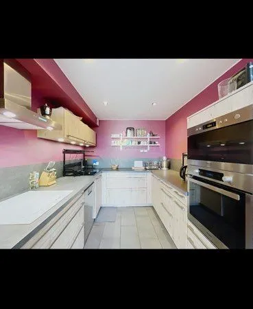Ppartement T4 rénové de 82 m² avec balcon, garage et cave - Saint-Étienne Monplaisir