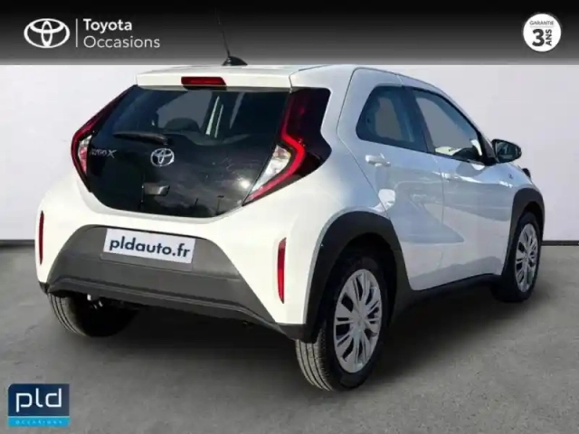 Toyota Aygo X 1.0 vvt-i 72ch dynamic my23 — photo 5