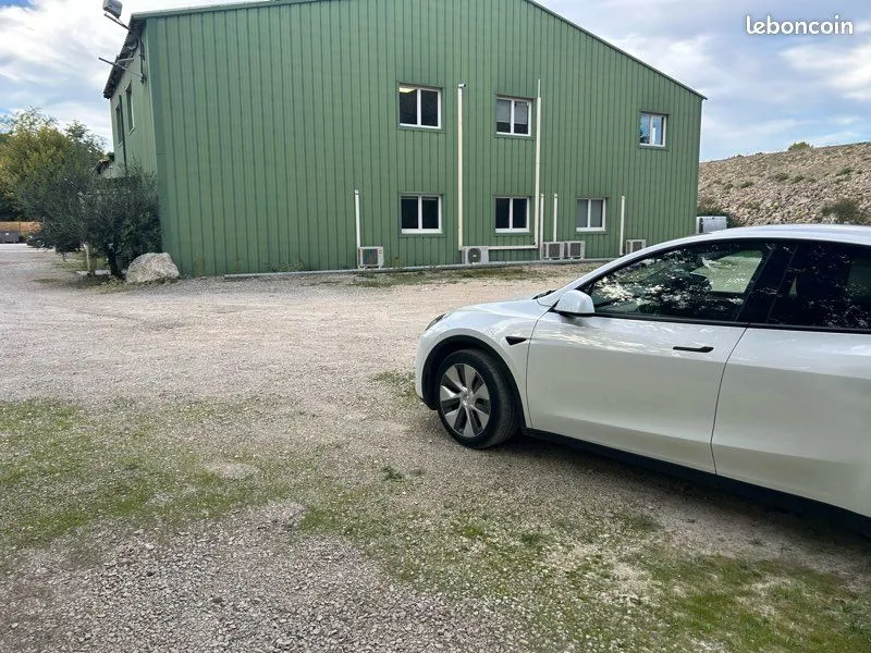 Photo 3