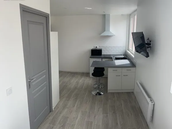 Studio meublé neuf