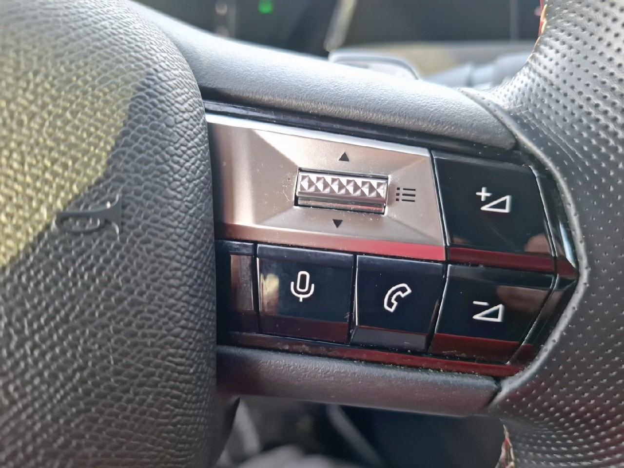 Ds Ds 4 bluehdi 130ch performance line + automatique — photo 15