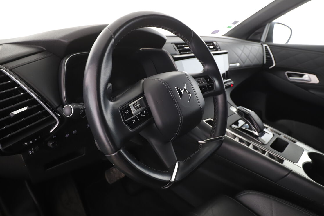 DS Automobiles DS7 Crossback 1.6 E-Tense So Chic — photo 10