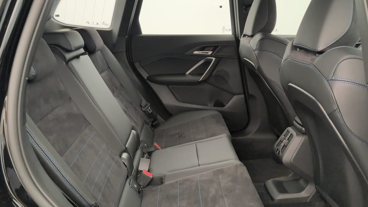BMW X1 — photo 10