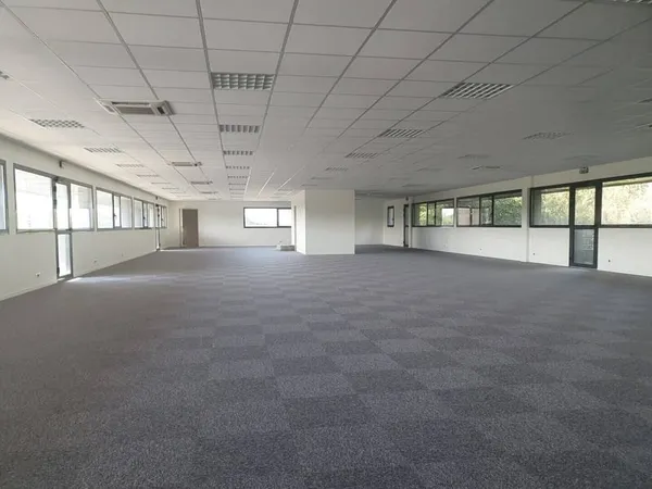 Bureaux 500 m²