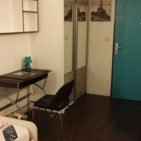 Studio meublé 18m² à 3 min RER A