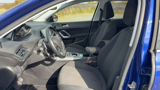Peugeot 308 SW 1.5 BlueHDi 130 EAT6 - Active Business – 2019 – 146443 km – Diesel – Boîte Automatique — photo 24