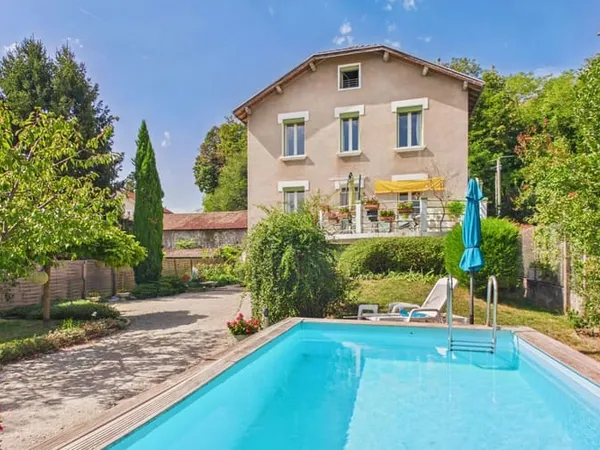 Maison 6 pièces 150 m²