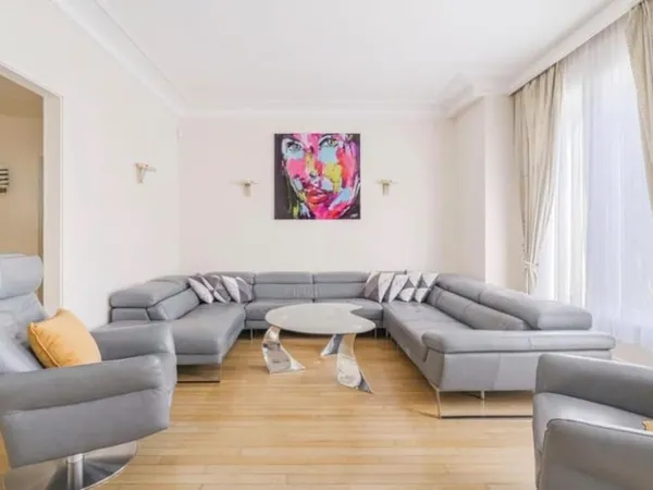 EXCLUSIVITÉ DOLY - APPARTEMENT FAMILIAL TYPE 5 AVEC PARKING - BD SUCHET, 75016, PARIS