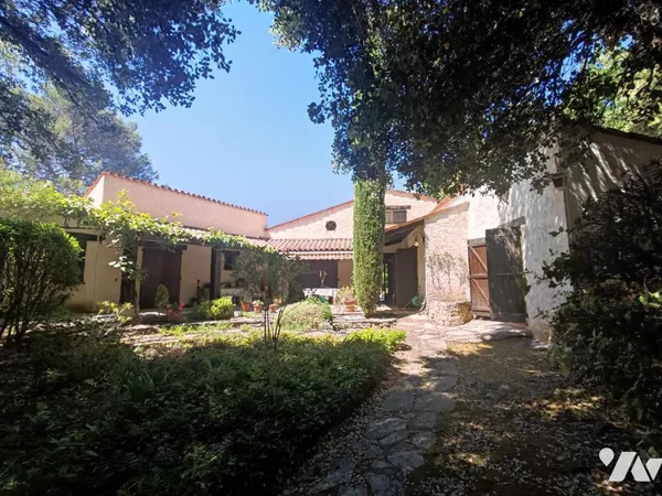 Maison 6 pièces 195 m²