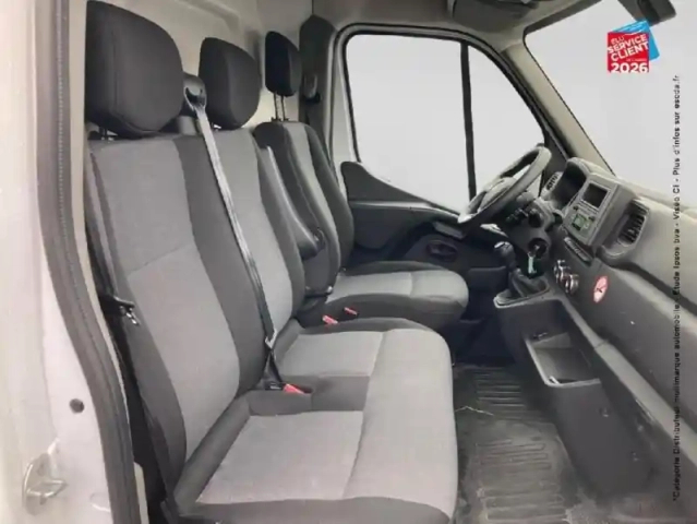 Renault Master fg f3500 l2h2 2.3 blue dci 135ch confort euro6 — photo 5