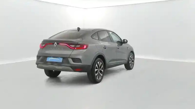 Renault Arkana tce 140 edc fap — photo 74